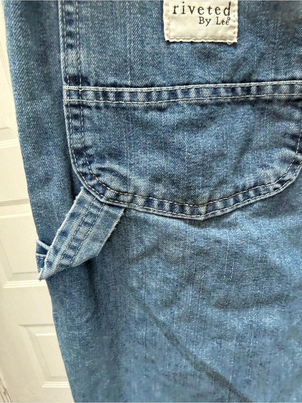 Lee Women's Medium Blue Denim Capris - Picture 7 of 11